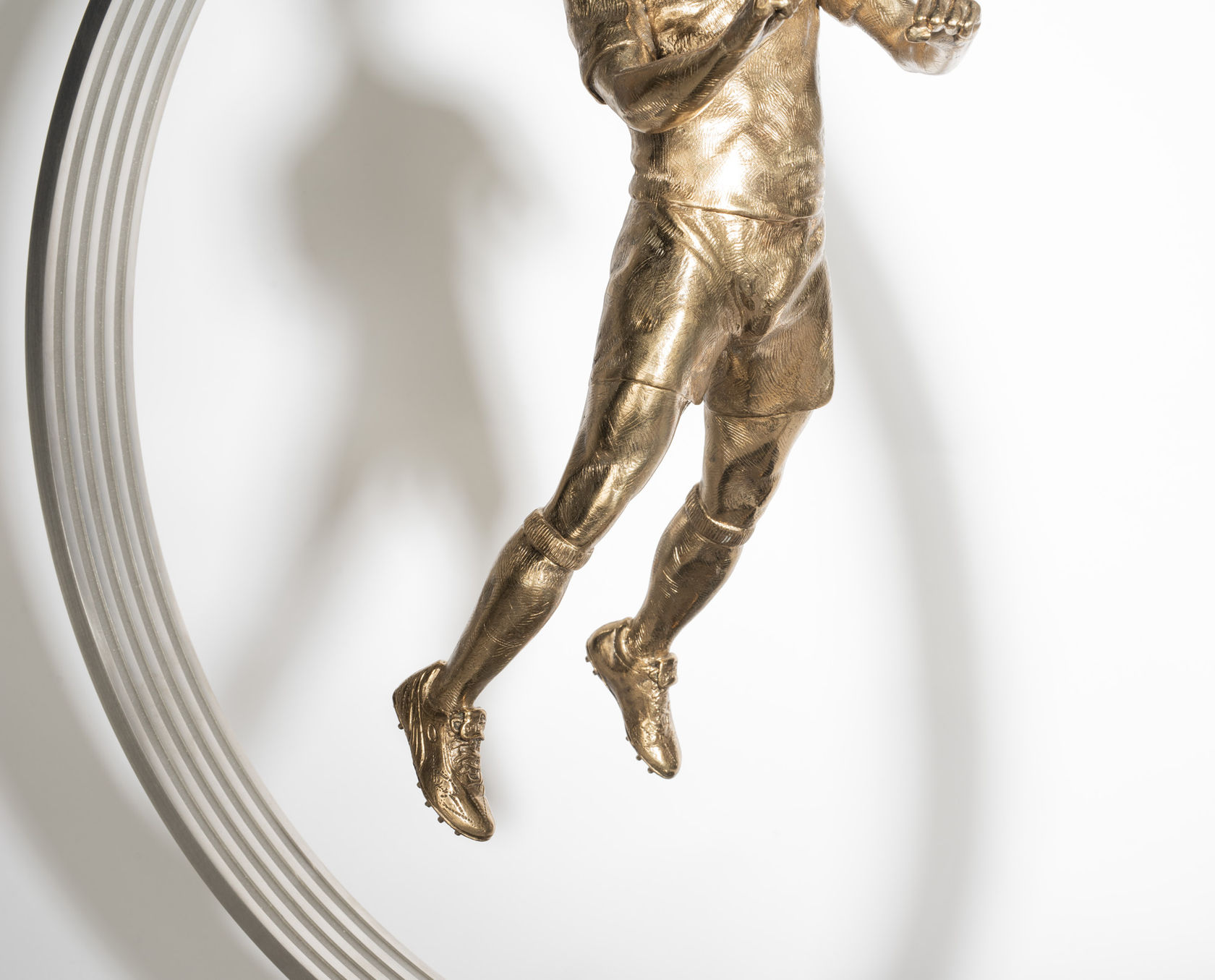 Lorenzo Quinn The Header (Ring)