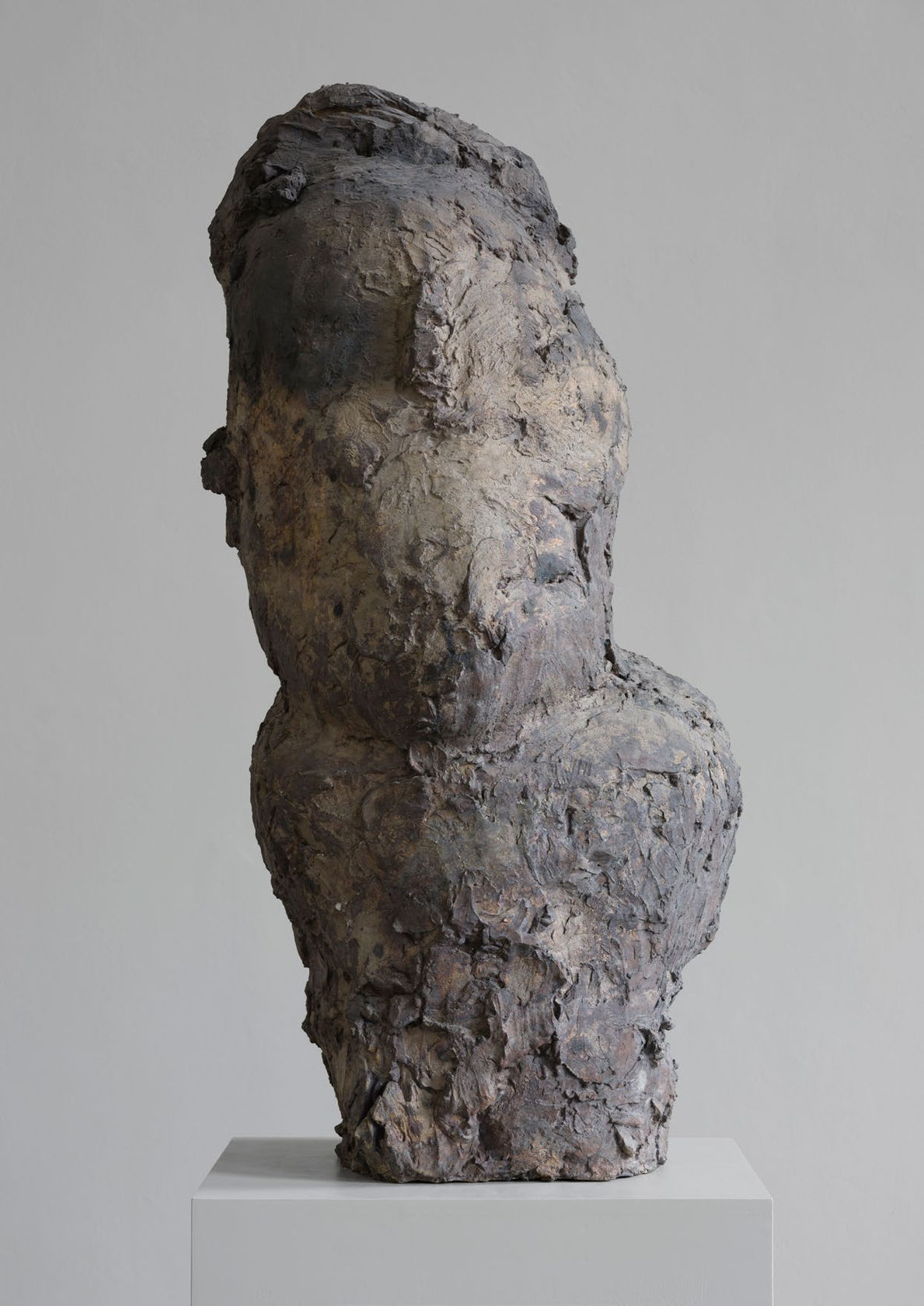 Hans Josephsohn Ohne Titel, 1995 Brass 165 x 88 x 60 cm (64.96 x 34.65 x 23.62 in)