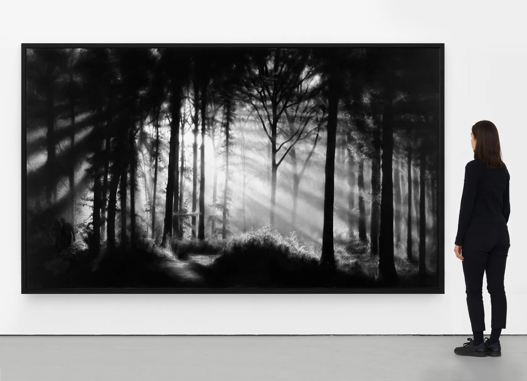 罗伯特·隆戈，《无题（花园里，阿卡迪亚的牧人）》，纸上炭笔，2009年，173 x 306 厘米 (68.11 x 120 英寸) Robert Longo, Untitled (In The Garden, Et in Arcadia Ego), 2009. Charcoal...