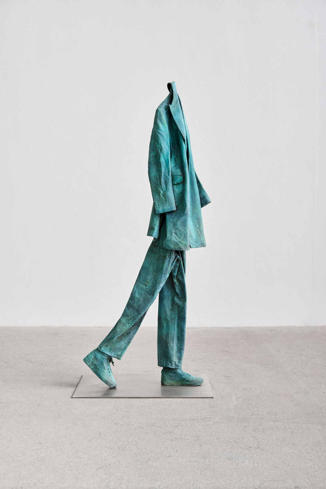 Erwin Wurm, Walking (Substitutes), 2024