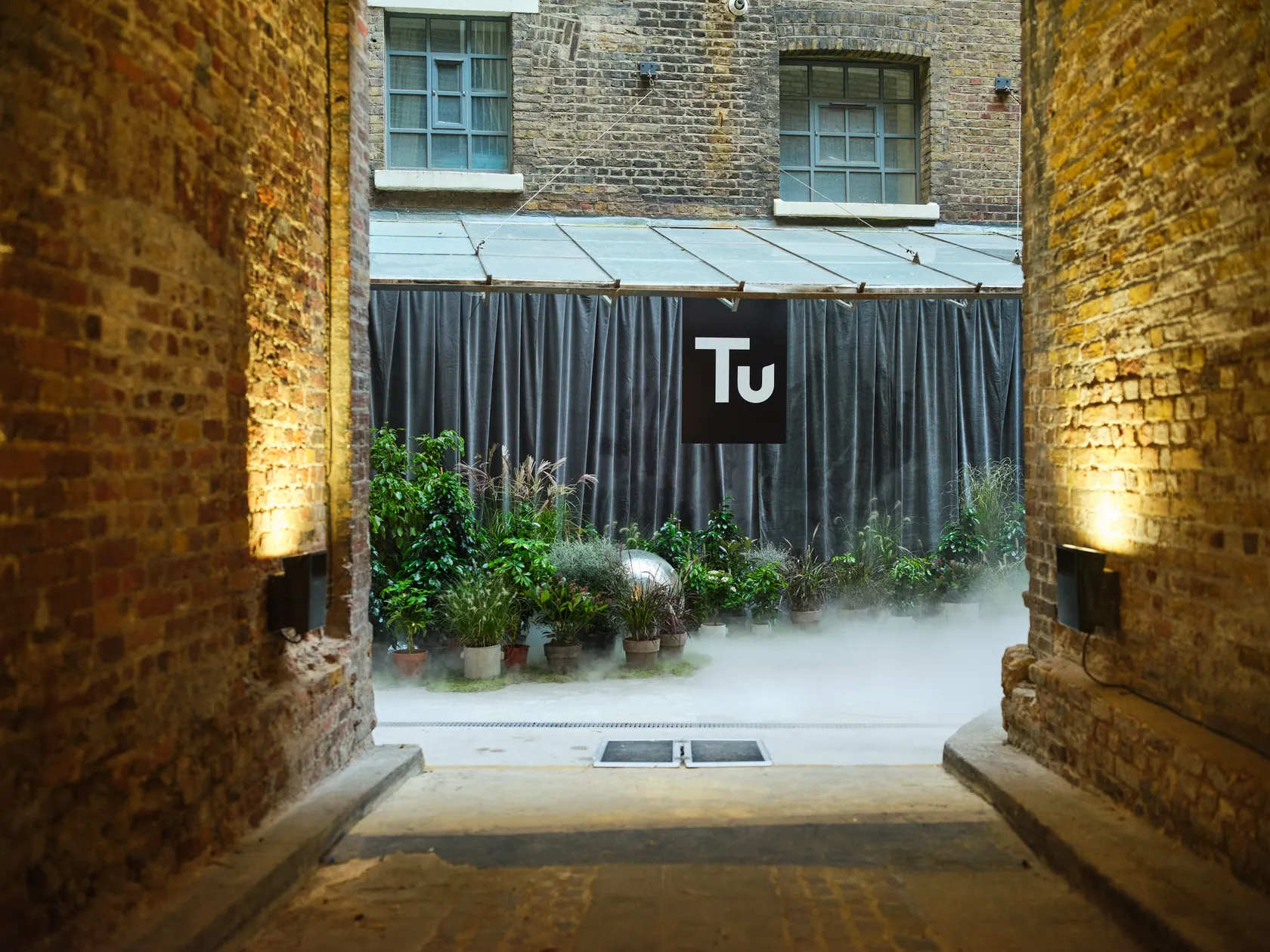 Lookleft Tudinner 080923 0008 Ds