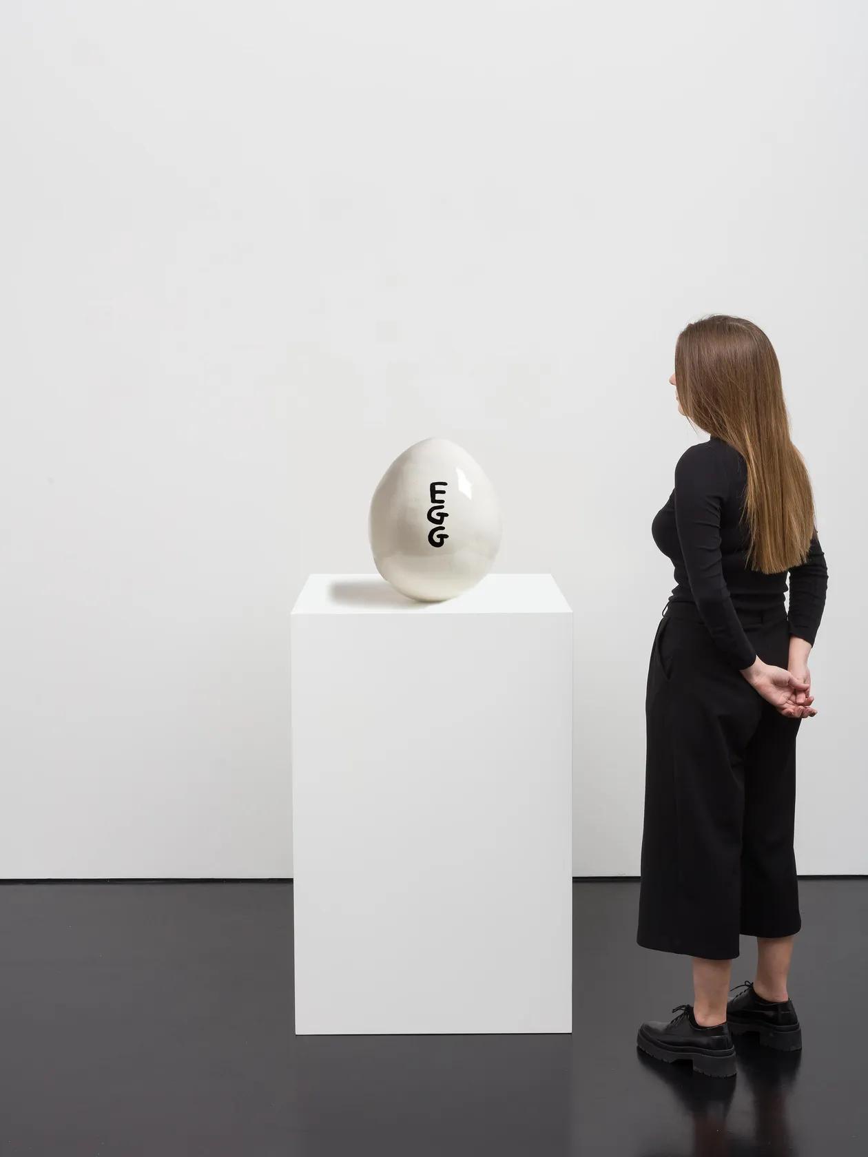 David Shrigley Egg (8), 2011