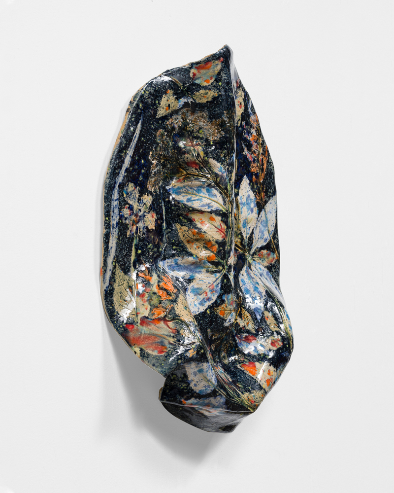 Sam Falls

Untitled

2020

Glazed ceramic

16 3/4 x 11 1/2 x 3 1/4 inches (42.5 x 29.2 x 8.3 cm)

Signed and dated verso

SFA 376

$15,000