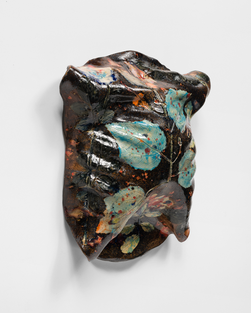 Sam Falls

Untitled

2020

Glazed ceramic

14 x 13 x 4 1/2 inches (35.6 x 33 x 11.4 cm)

Signed and dated verso

SFA 377

$15,000