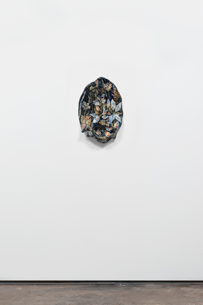 Sam Falls

Untitled

2020

Glazed ceramic

16 3/4 x 11 1/2 x 3 1/4 inches (42.5 x 29.2 x 8.3 cm)

Signed and dated verso

SFA 376

$15,000