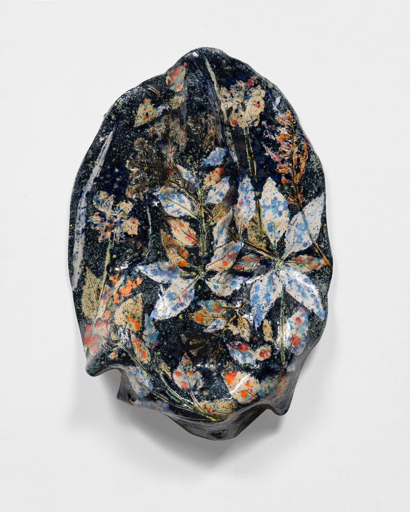 Sam Falls

Untitled

2020

Glazed ceramic

16 3/4 x 11 1/2 x 3 1/4 inches (42.5 x 29.2 x 8.3 cm)

Signed and dated verso

SFA 376

$15,000