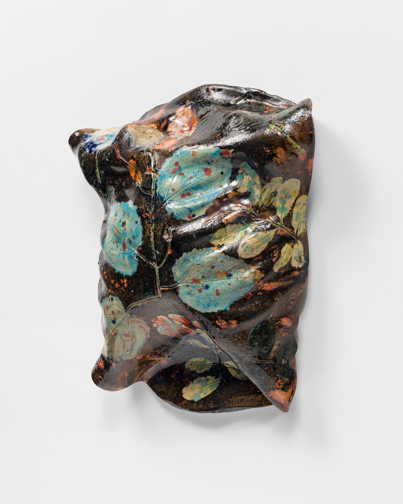 Sam Falls

Untitled

2020

Glazed ceramic

14 x 13 x 4 1/2 inches (35.6 x 33 x 11.4 cm)

Signed and dated verso

SFA 377

$15,000