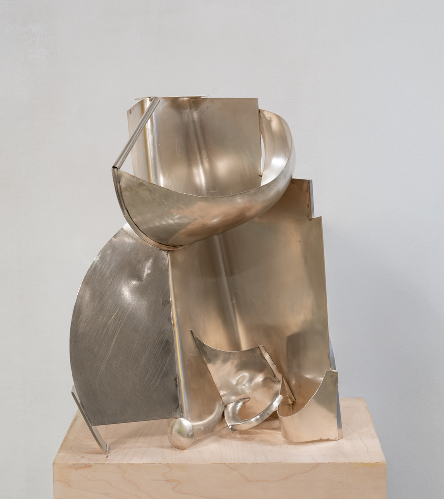 ANTHONY CARO (1924-2013)

Silver Piece XXVIII

1984-85

Silver

18 x 14 1/2 x 9 inches
45.7 x 36.8 x 22.9 cm