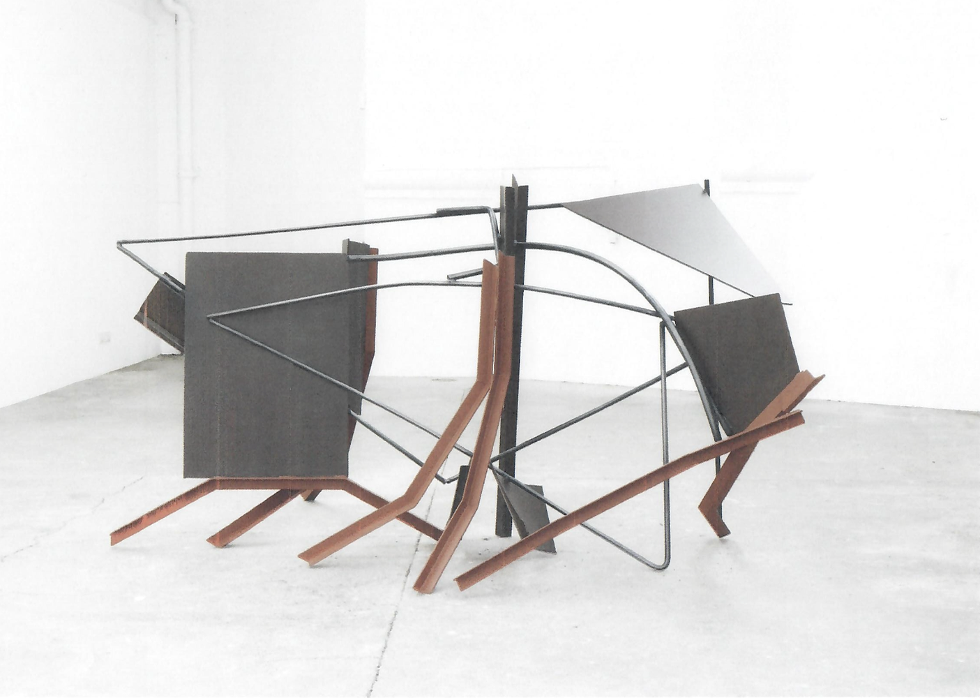 ANTHONY CARO (1924-2013)

Emma This

1977

Steel, rusted, blackened, and painted red

59 x 102 x 73 inches
149.9 x 259.1 x 185.4 cm