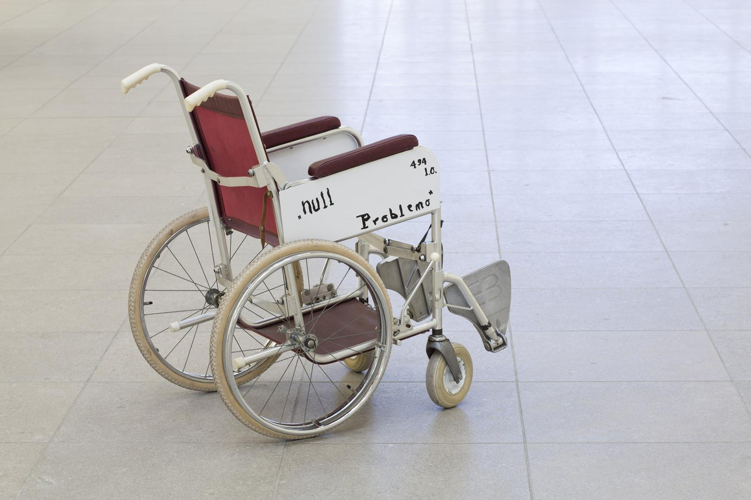 mariana castillo deball
null problemo, 2014
reproduction of a wheelchair with an inscription
variable dimensions

&amp;nbsp;