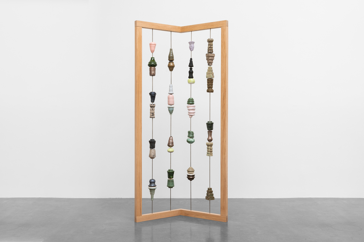 mariana castillo deball
singing to its beads, 2025
ceramic
213 x 100 x 40 cm (83 7/8 x 39 3/8 x 15 3/4 in)


&amp;nbsp;

