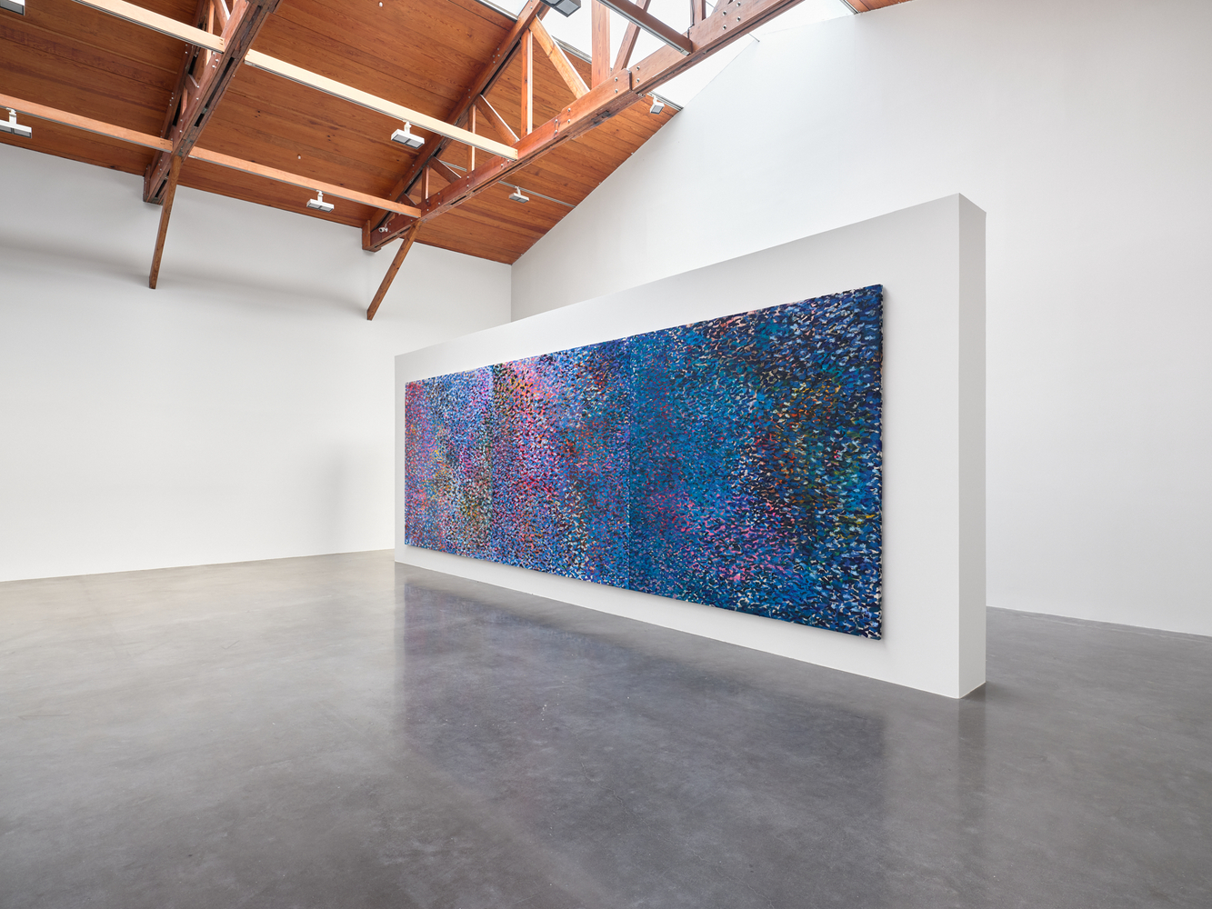 installation view oscar murillo: el pozo de agua, kurimanzutto mexico city, 2025. photo: reinis lismanis, courtesy the artist. copyright &amp;copy;️ oscar murillo⁠


&amp;nbsp;
