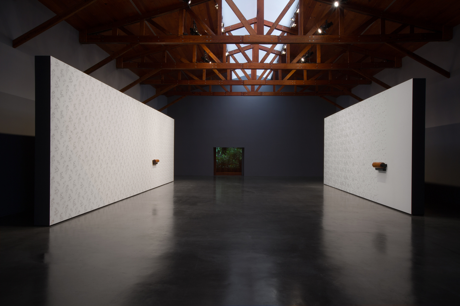 vista de instalaci&amp;oacute;n&amp;nbsp;anri sala: all of a tremble, kurimanzutto ciudad de m&amp;eacute;xico, 2017.


&amp;nbsp;
