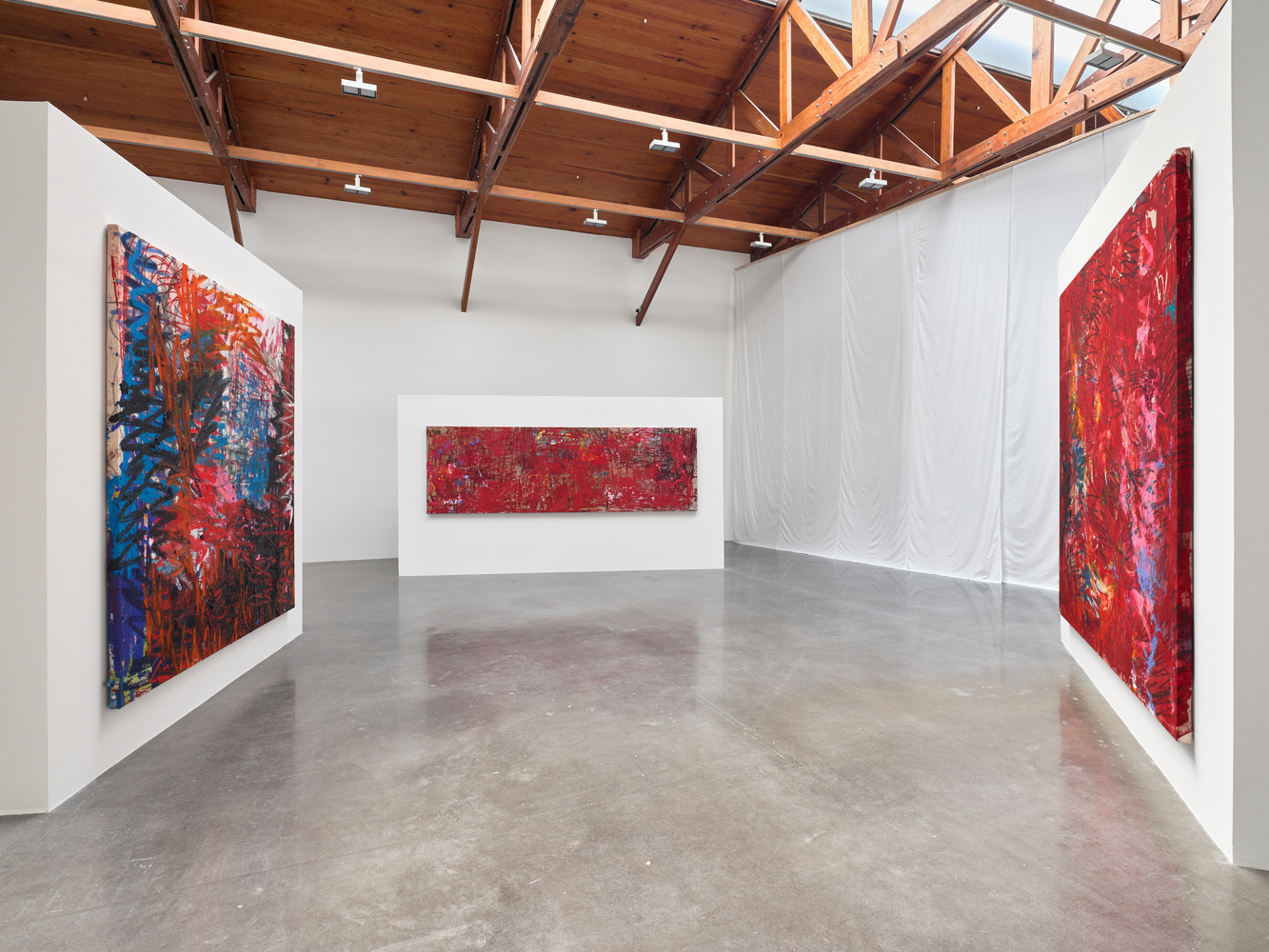 installation view oscar murillo: el pozo de agua, kurimanzutto mexico city, 2025. photo: reinis lismanis, courtesy the artist. copyright &amp;copy;️ oscar murillo⁠


&amp;nbsp;
