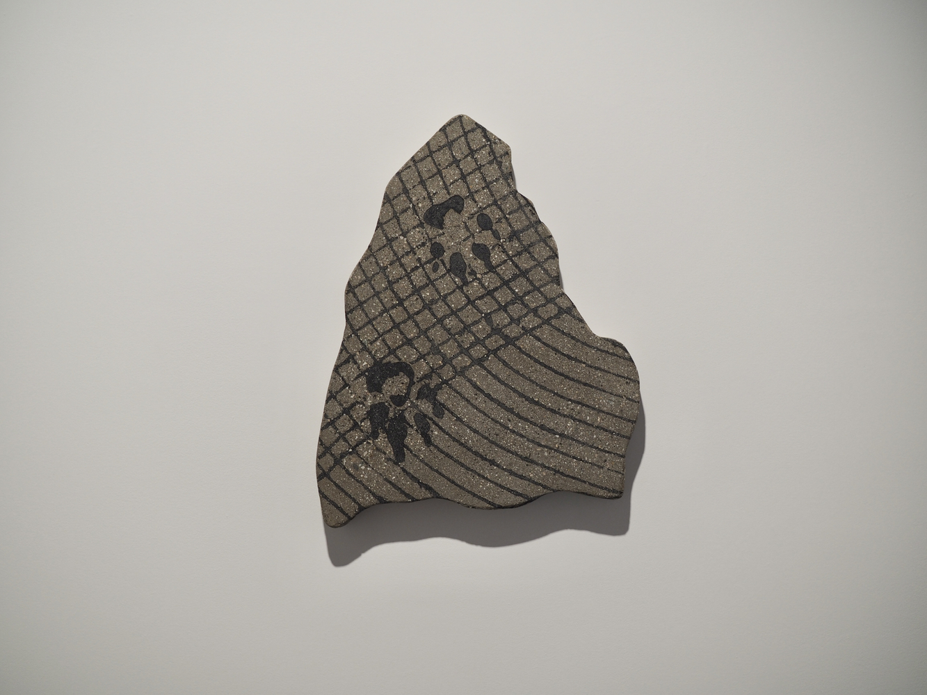 mariana castillo deball
inversions, 2026
animal paws imprint on raked polished concrete
60 &amp;times; 44 &amp;times; 5 cm (23.62 &amp;times; 17.32 &amp;times; 1.97 in)


&amp;nbsp;
