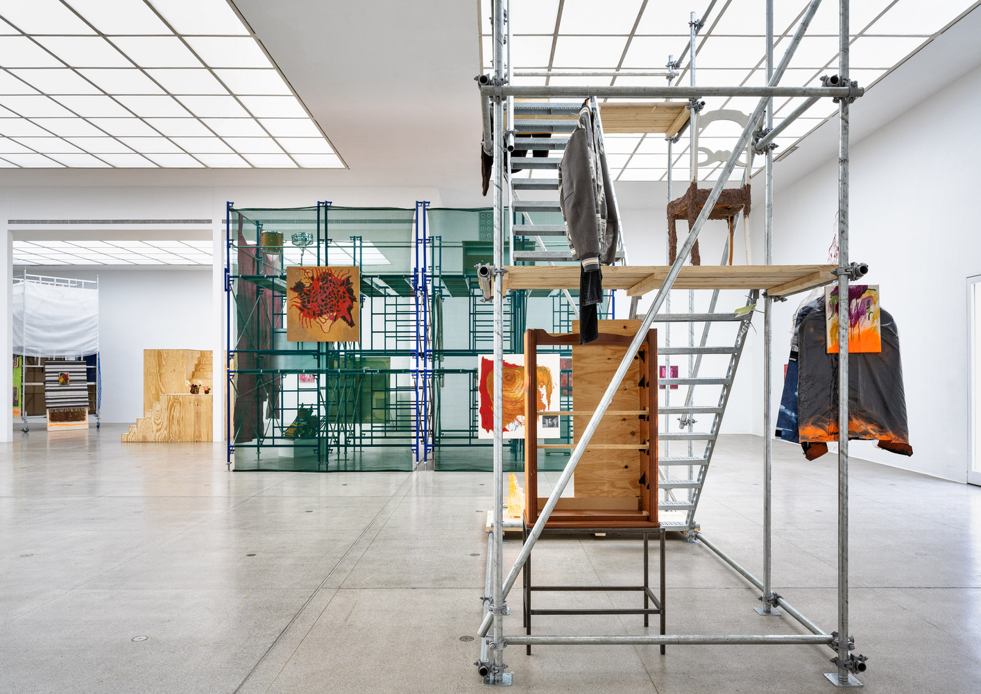 installation view of duane linklater:&amp;nbsp;m&amp;acirc;cistan,&amp;nbsp;secession, vienna, 2025.
photo: iris ranzinger