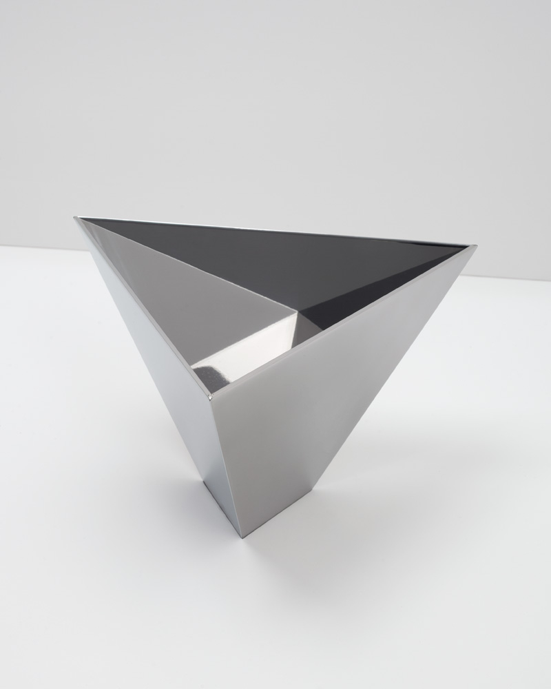 Meg Webster
Model for Polished Tetrahedron for Sometimes Containing Water, Sometimes Containing Rain, 2013
polished stainless steel
9 x 9 x 9 in. (22.9 x 22.9 x 22.9 cm)

Edition 3 of 3, 1 AP