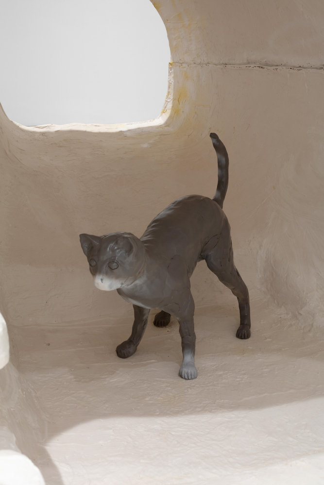 Justin Matherly Room to live, 2020 GFRG, epoxy clay, synthetic spray paint, UV varnish overall: 47 x 48 x 80 in. (119.4 x 121.9 x 203.2 cm) interior sculpture: 19 x 24 x 11 in. (48.3 x 61 x 27.9 cm)