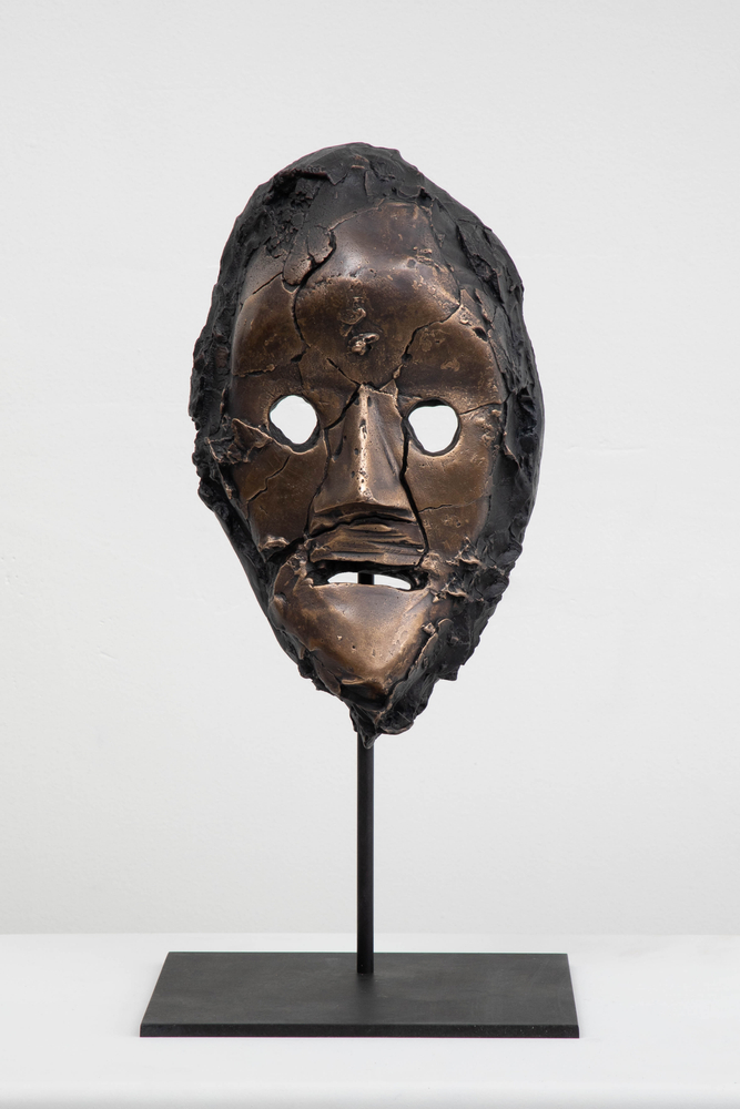 Kendell Geers
Flesh of the Spirits 6398
2021
Bronze
Work: 31 x 21 x 8 cm
STD 3/3
Edition of 3

Sales enquiries