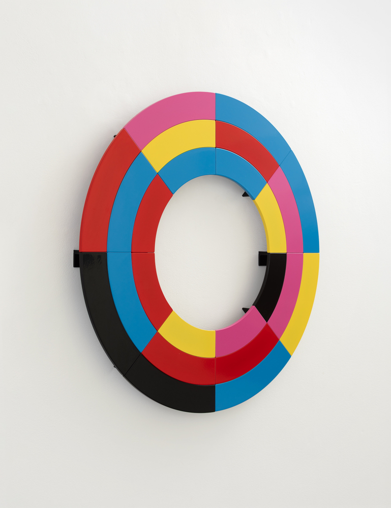 Liam Gillick&amp;nbsp;

Vivid Production Cycle,&amp;nbsp;2025

powder-coated aluminium

70 x 70 x 5 cm / 27.6 x 27.6 x 2 in&amp;nbsp;