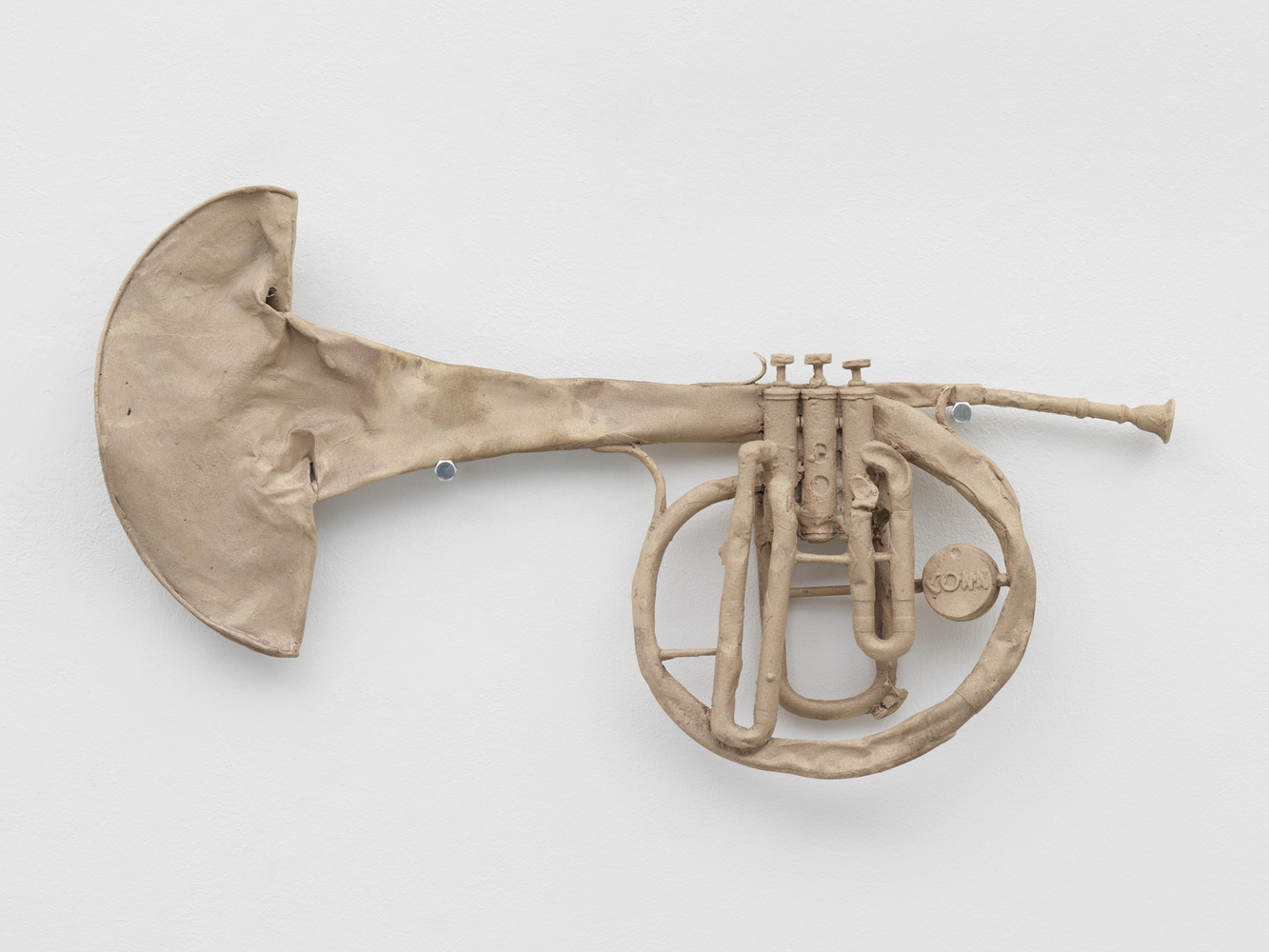 Behop opium umbrage

2015

Cast bronze

35 x 68 x 7 cm / 13 3/4 x 26 3/4 x 2 3/4 in

&amp;copy; Valentin Carron