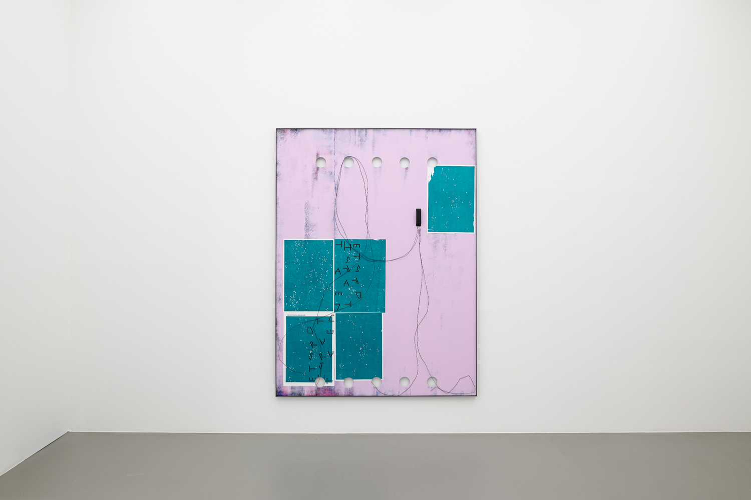 Installation view, Martin Boyce, The Stars Are Out, Galerie Eva Presenhuber, Vienna, 2023