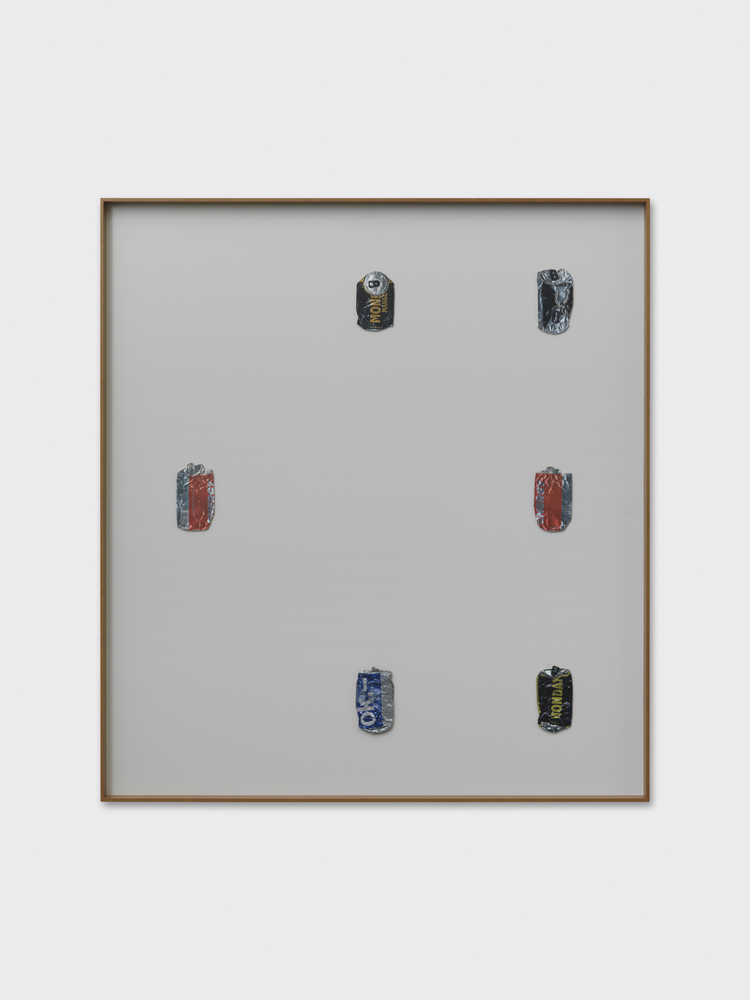 Monday Mango

2017

MDF, inkjet print on adhesive paper, acrylic enamel paint

132 x 120 x 6 cm / 52 x 47 1/4 x 2 3/8 in

&amp;copy; Valentin Carron