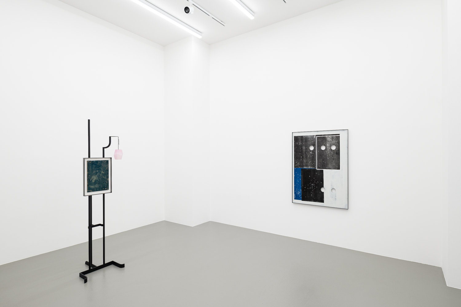 Installation view, Martin Boyce, The Stars Are Out, Galerie Eva Presenhuber, Vienna, 2023