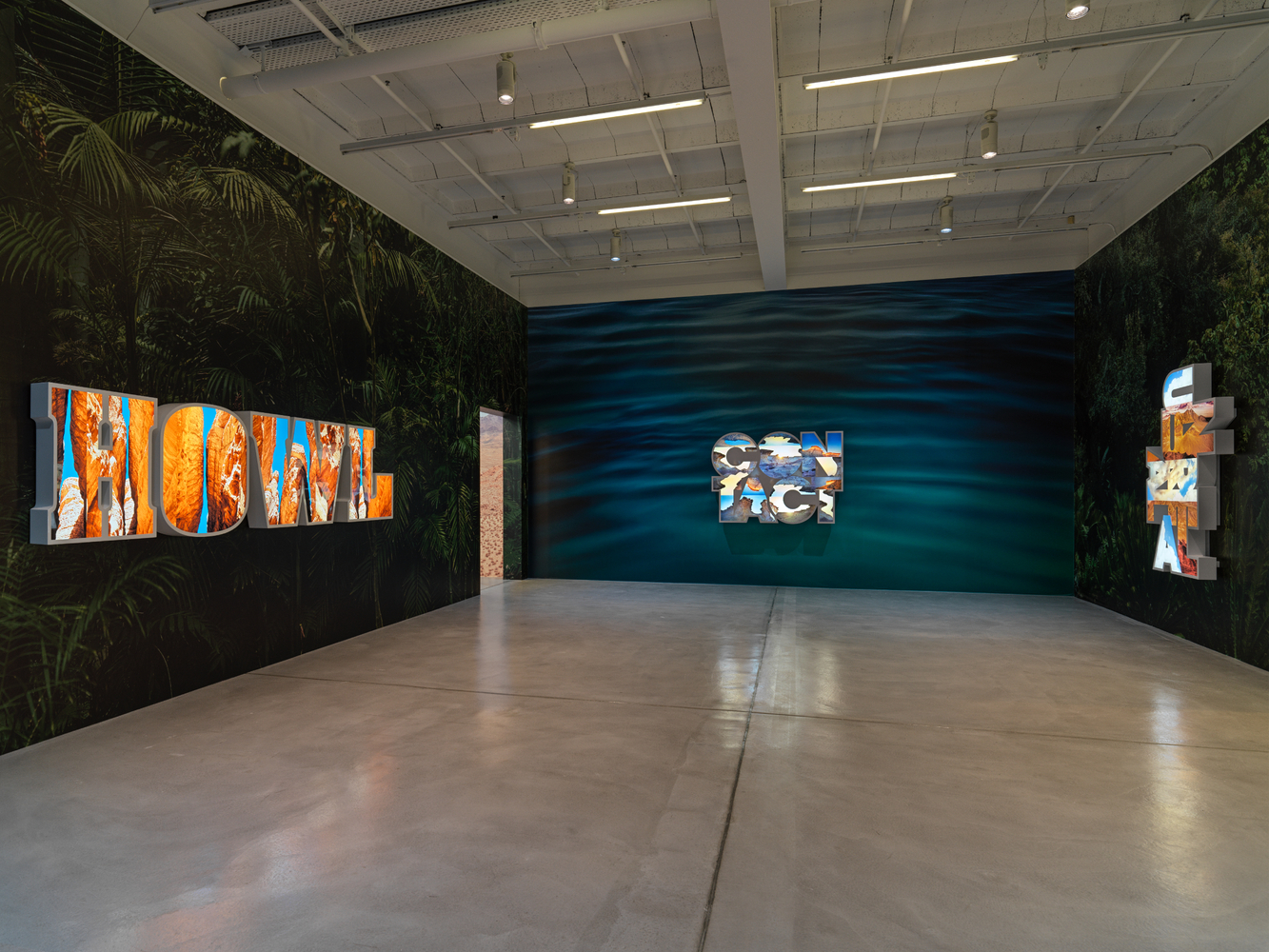 Installation view, Doug Aitken, HOWL, Galerie Eva Presenhuber, Maag Areal, Zurich, 2023