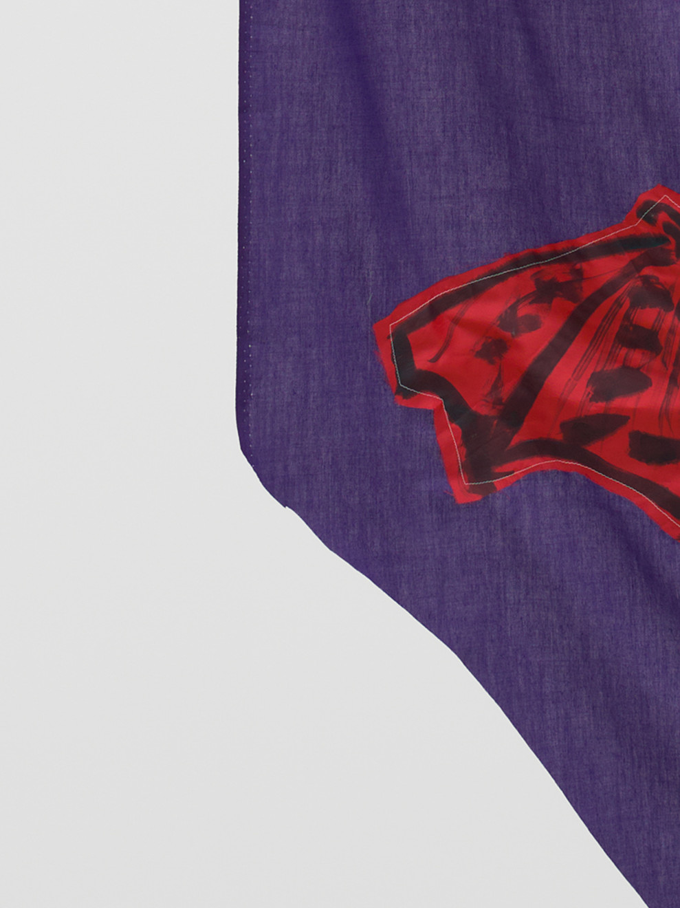 Sadie Laska, Bat, Spying, Hand, 2023