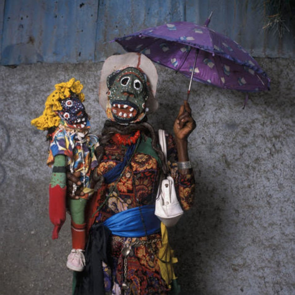 Phyllis Galembo, Lasiren with Marie Rose, 2004