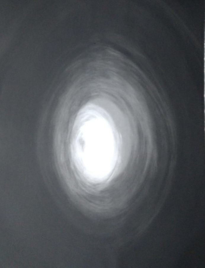 Maria Laet, Instante cinza [Gray Instant], 2020