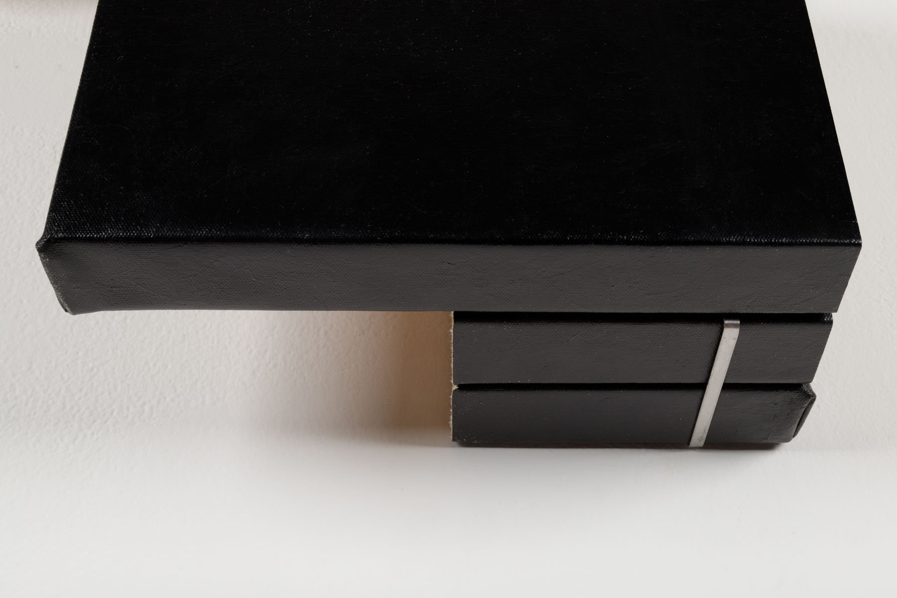 Ana Linnemann, Pintura-dado (a sorte, o acaso e a falta dele), Face 1, 2022