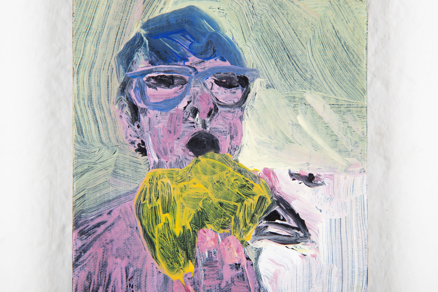 ABRE ALAS #17, Kika Diniz, Uma mulher e uma cabra dividindo um donut, 2022