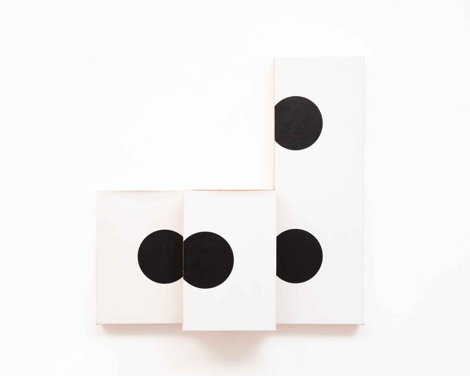 Ana Linnemann, Pintura-dado (a sorte, o acaso e a falta dele), Face 4, 2020/2021