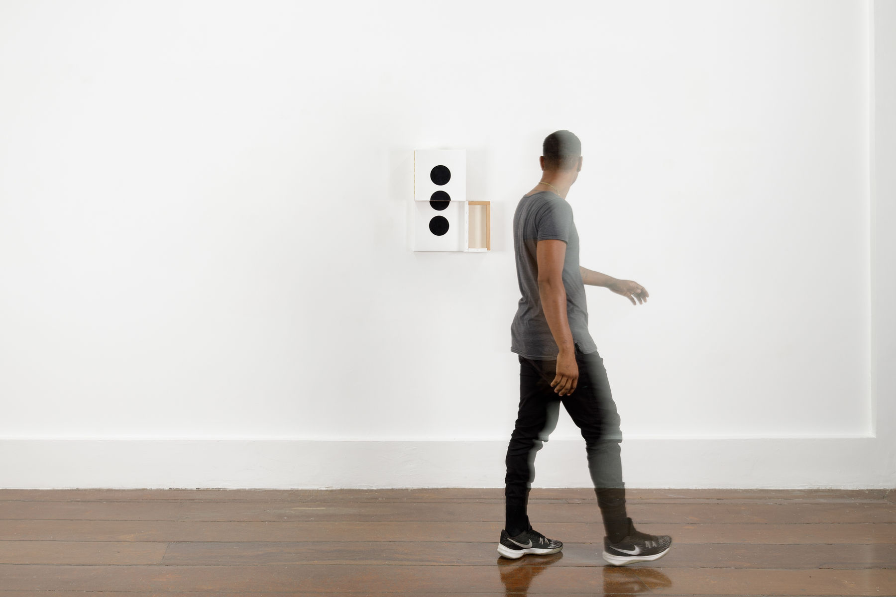 Ana Linnemann, Pintura-dado (a sorte, o acaso e a falta dele), Face 6, 2022