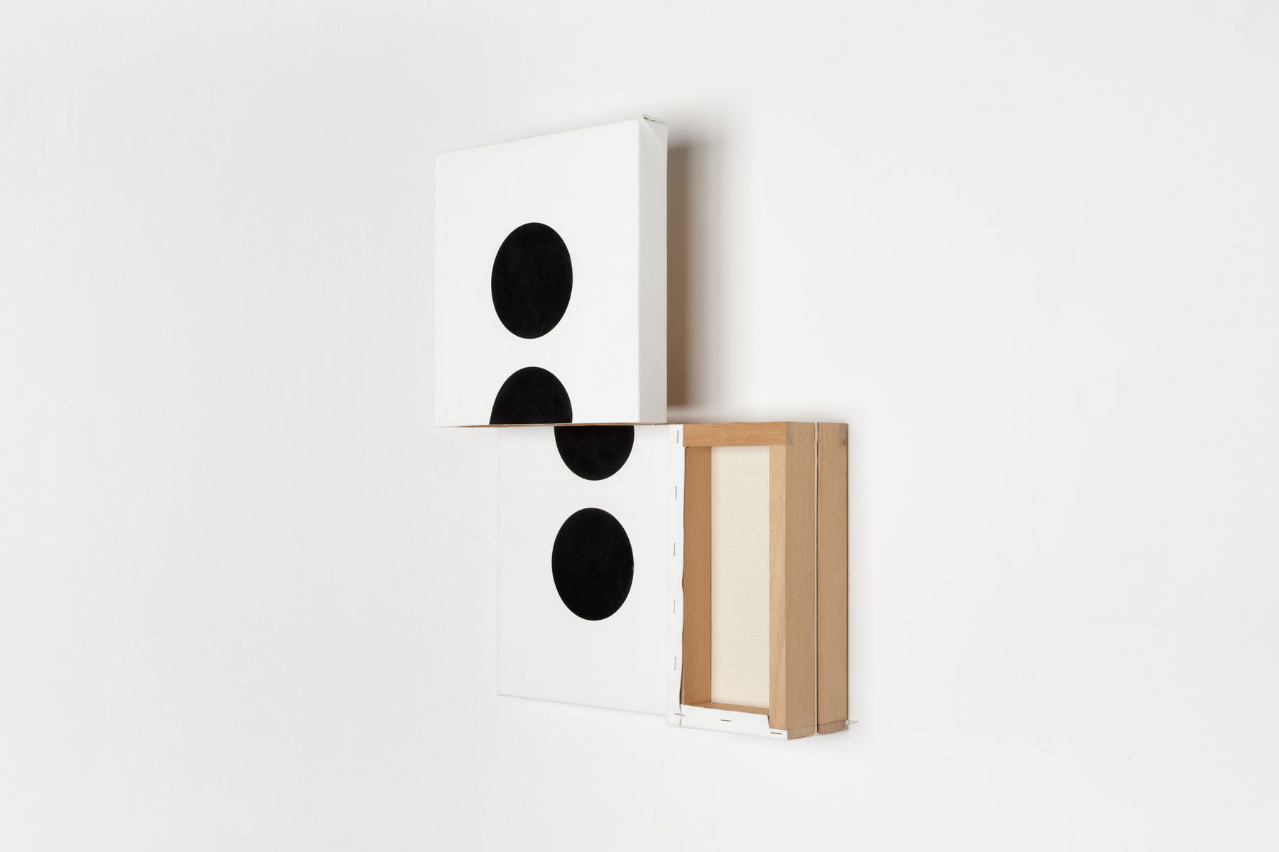 Ana Linnemann, Pintura-dado (a sorte, o acaso e a falta dele), Face 6, 2022