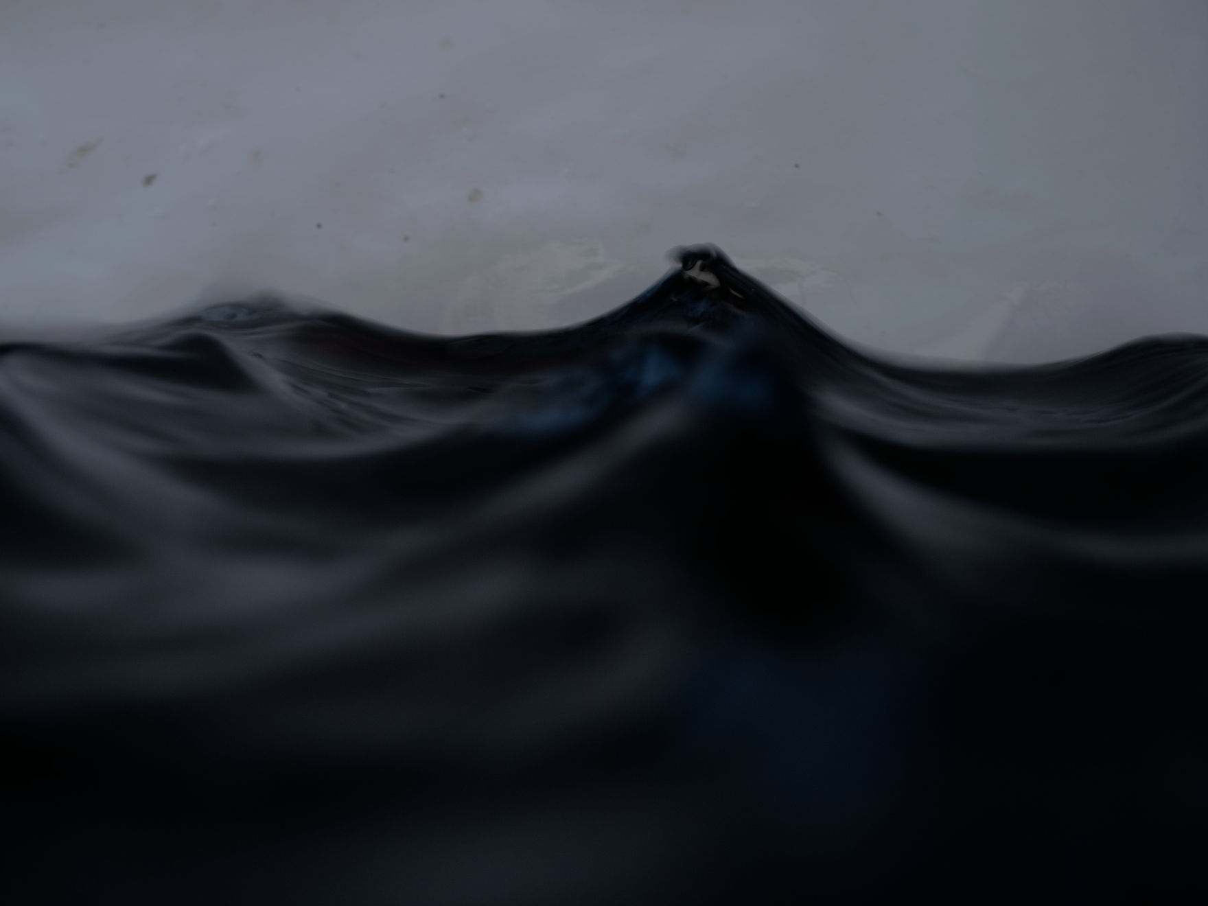 陈萧伊 Chen Xiaoyi, 隐匿时系列 An Infinitesimal Wink Series, 2015-2016