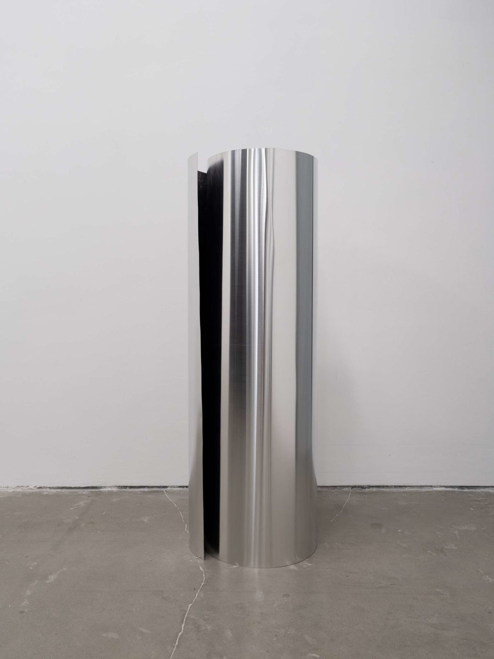 陈萧伊 Chen Xiaoyi, 荒壳心事 Those Meander Worries in Barren Shell Series, 2020-21