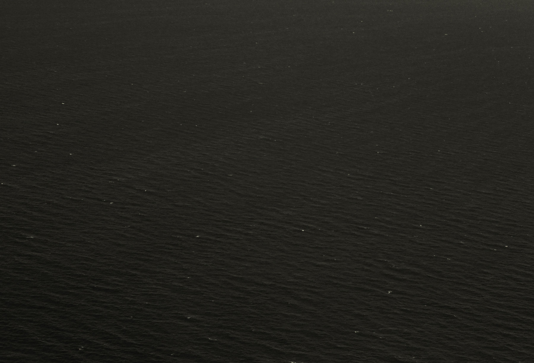 陈萧伊 Chen Xiaoyi, 隐匿时系列 An Infinitesimal Wink Series, 2015-2016