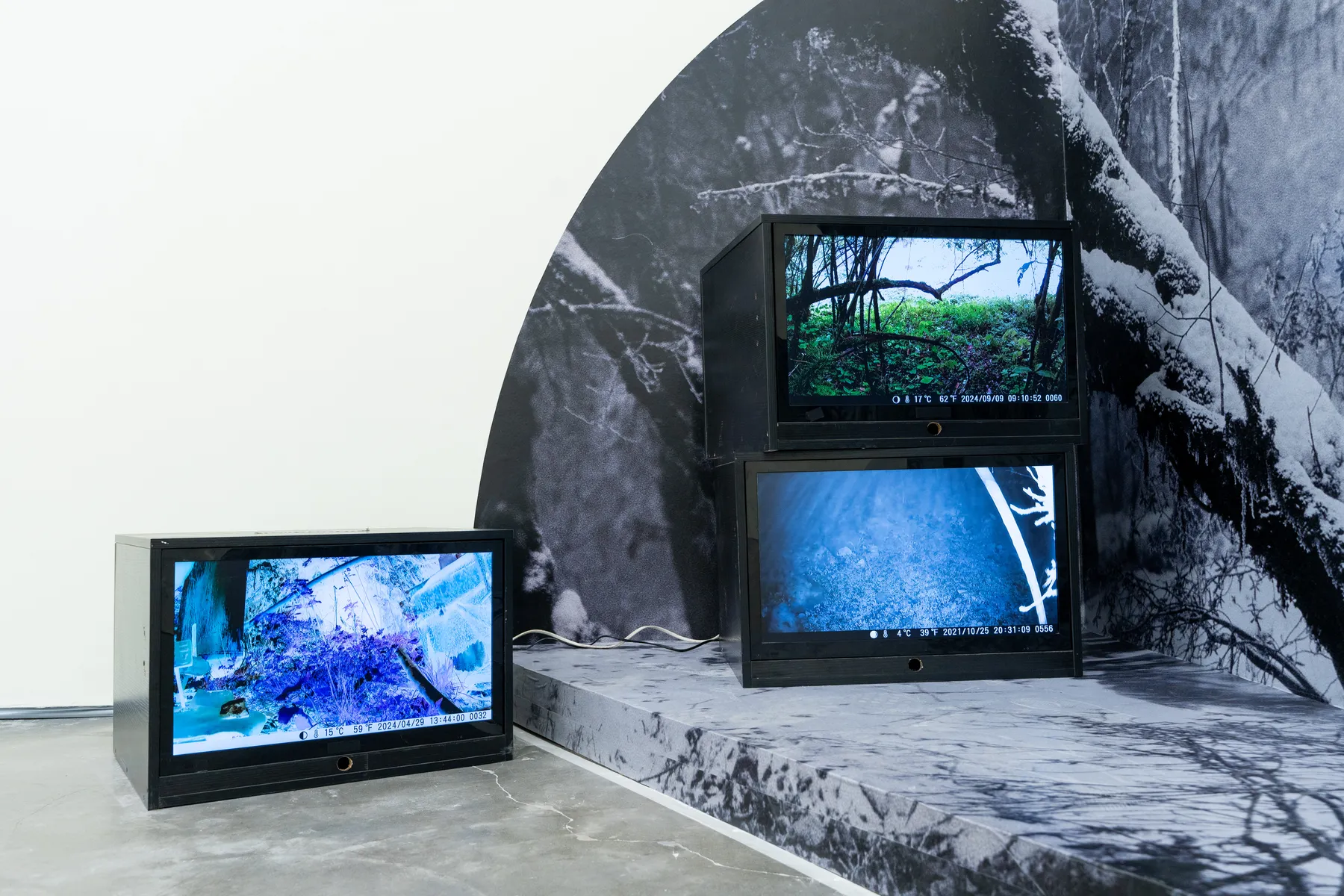 陈萧伊 Chen Xiaoyi, 山峦会记住一切 The Mountains Will Remember Everything, 2021-2025