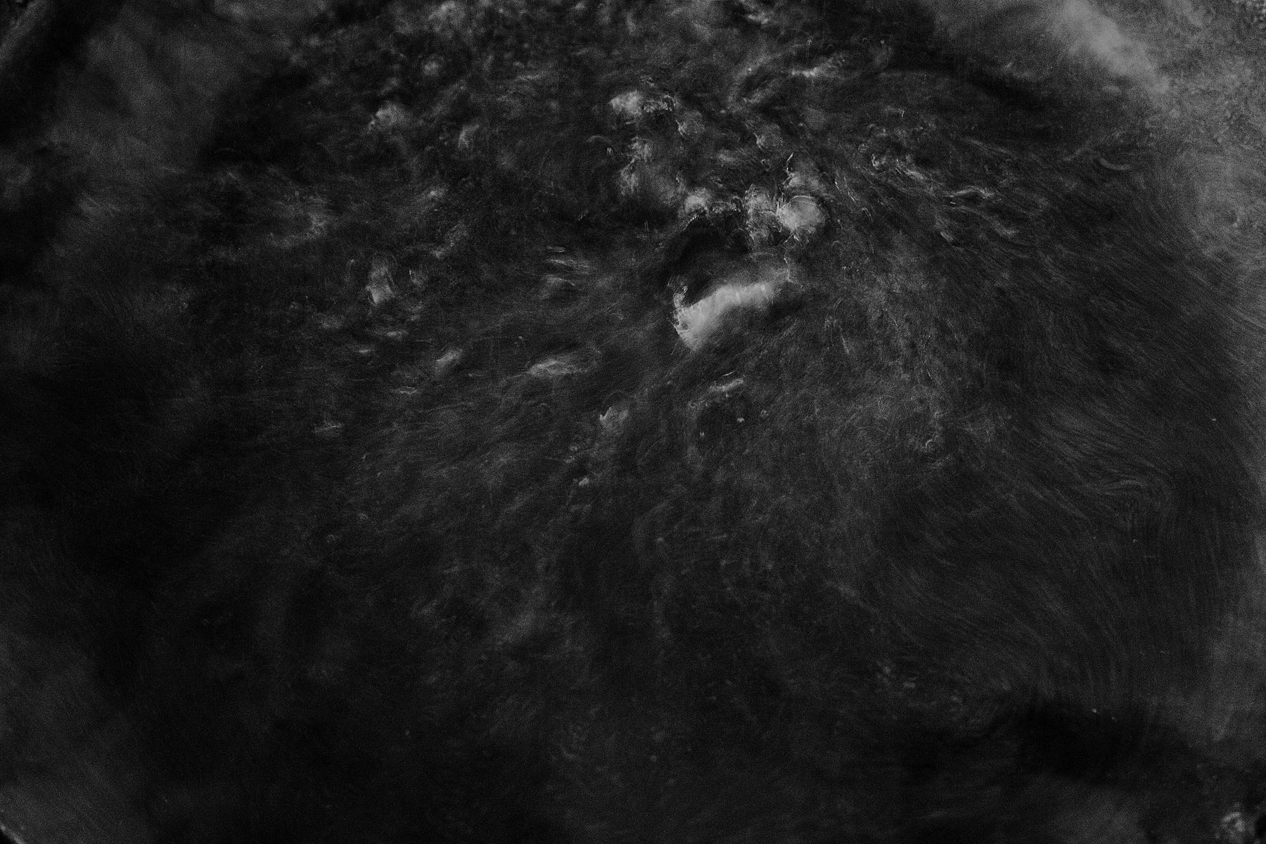 陈萧伊 Chen Xiaoyi, 隐匿时系列 An Infinitesimal Wink Series, 2015-2016