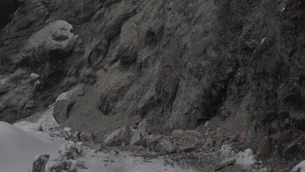 陈萧伊 Chen Xiaoyi, 当特提斯海向西退却，留下残响 When Tethys Sea retreats westward, leaving the reverberation, 2022