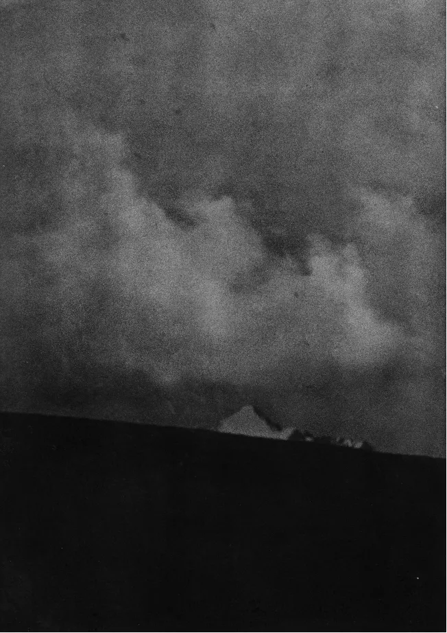 陈萧伊 Chen Xiaoyi, 凹版系列 Photo-etching series, 2025