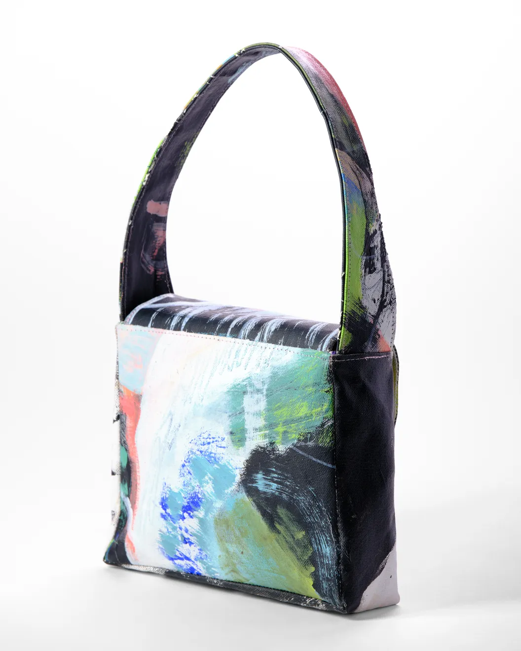 Maya Irving, Chloe, 2026