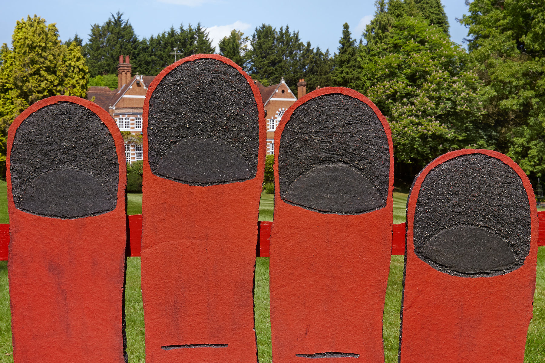 Emma Hart, Red and green should never be seen, 2022