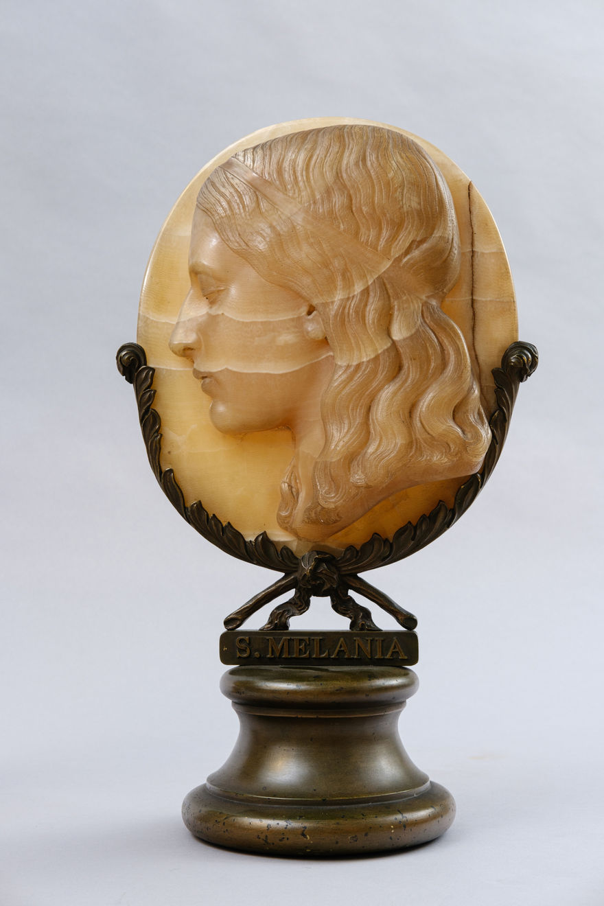 Rome, Pair of cameos in Alabastro fiorito, XIX century