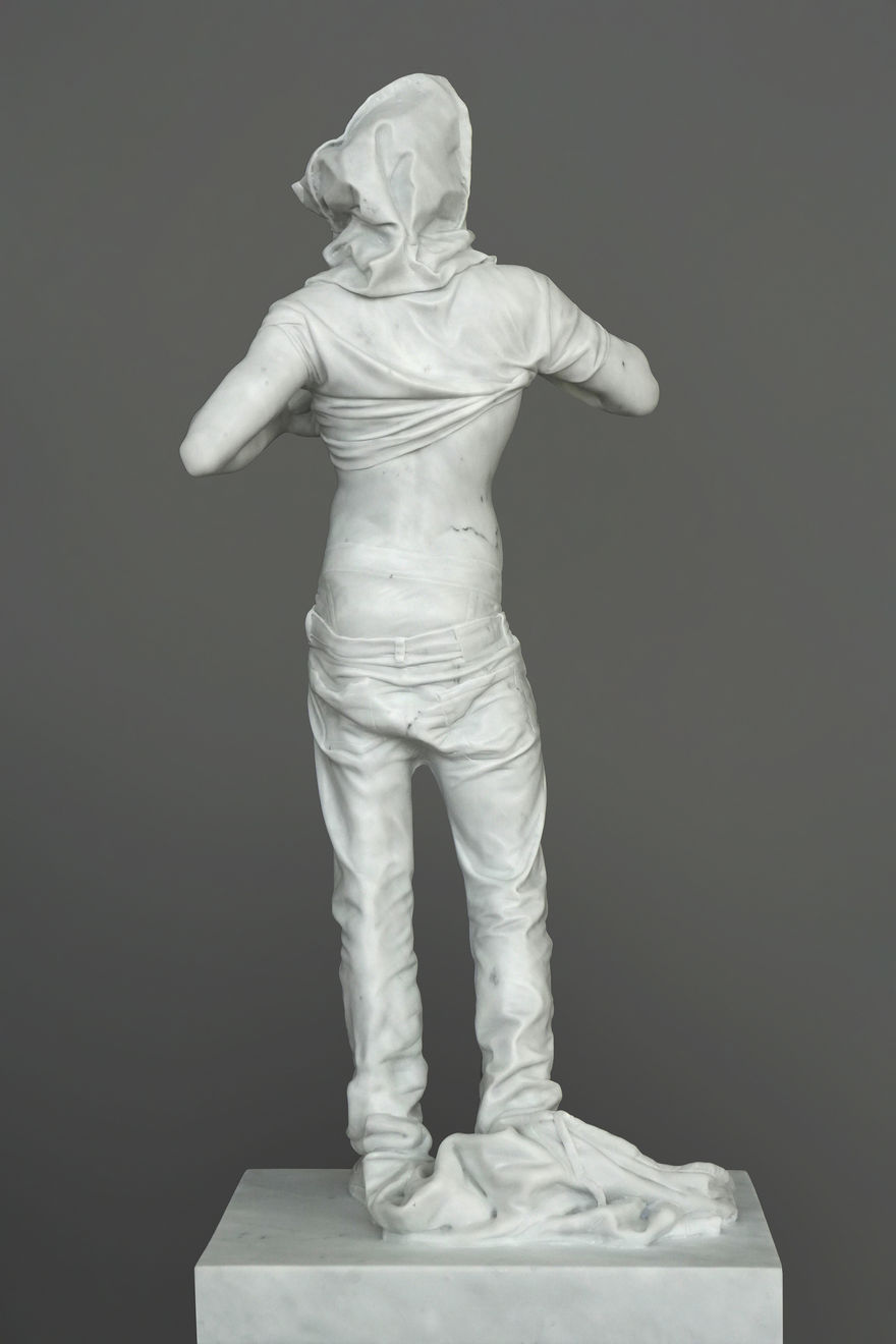 Reza Aramesh, Action 218, Site of the Fall: Study of the Renaissance Garden, At 8:26 pm, Thursday 16 November 2017, 2022