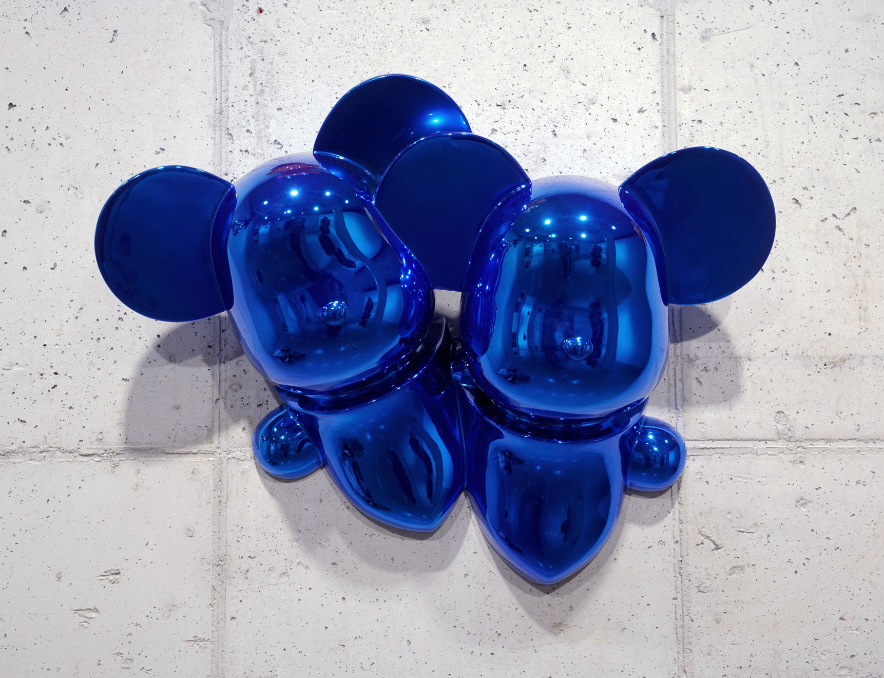 Im Jibin, I'm in Pain Because of You (Blue), 2023