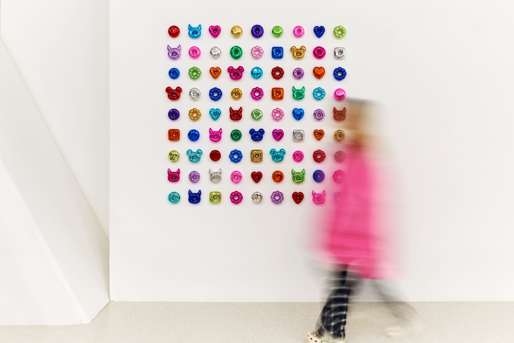 Jae Yong Kim, Funky Mini Chrome Donut, 2020-2022